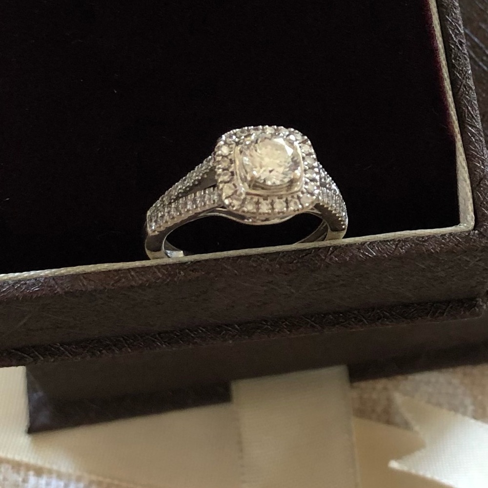 DIAMOND 14k white gold engagement ring.  Size 6